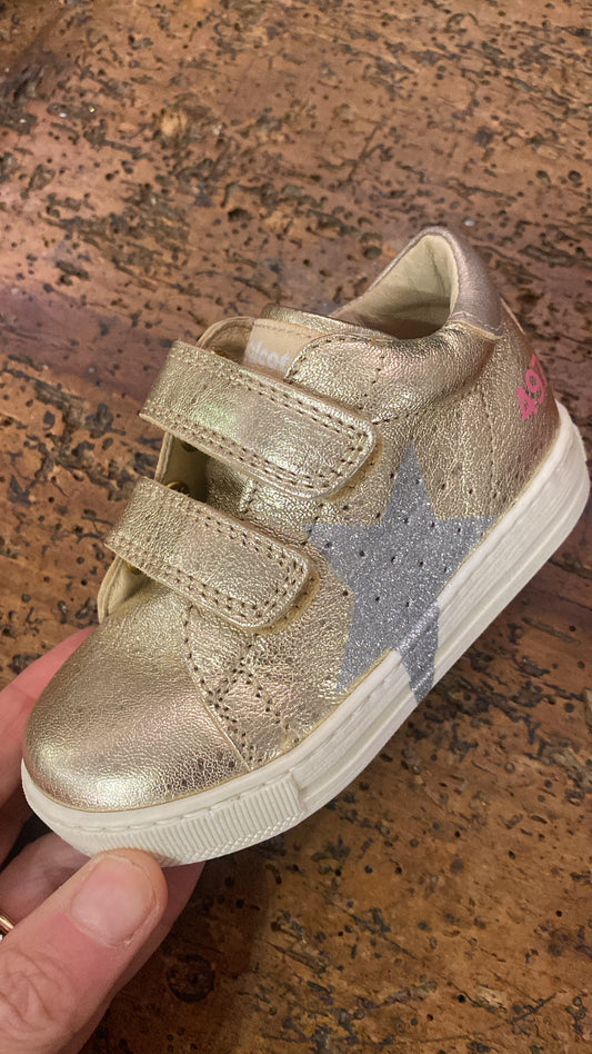 Sneakers in pelle oro stella argento