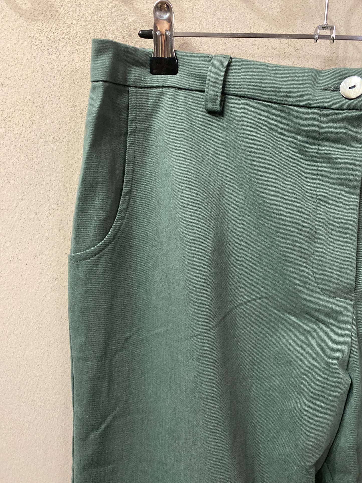 Pantalone in cotone colore alga