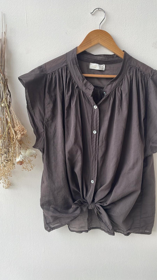 Cloe’ camicia in mussola di cotone colore cioccolato